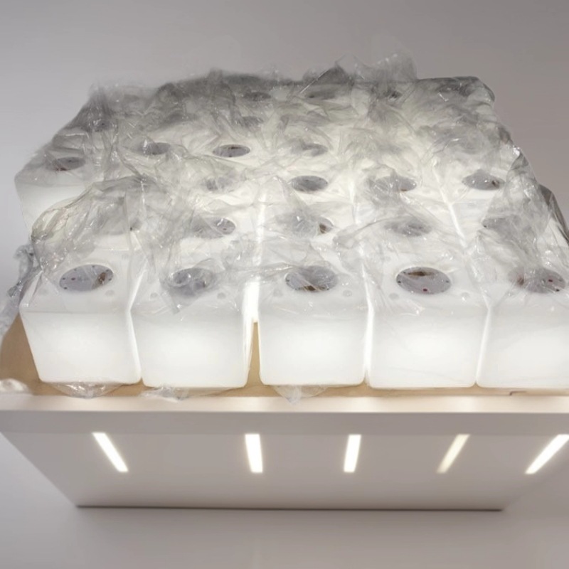 Explosión LED iluminante cubo cuadrado taburete bar mesa luz de atmósfera RGB rotomolding inteligente iluminante lámpara decorativa