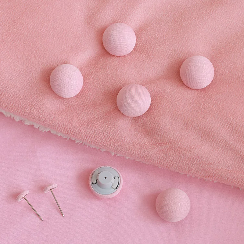 Duvet cover securing clips set, transparent pins included, home bedding accessory