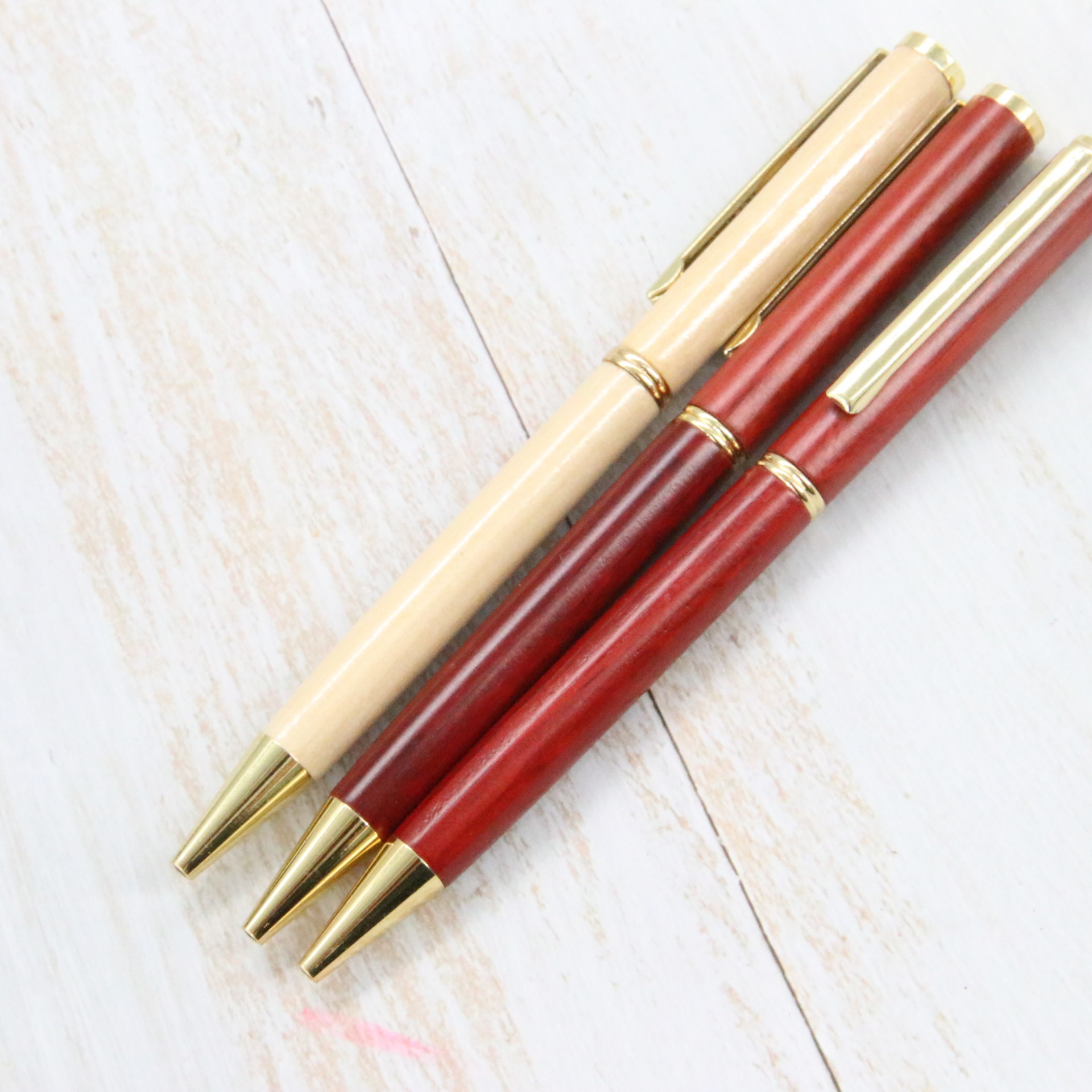 Lápiz de madera de bambú lápiz de madera accesorios metálicos lápiz giratorio lápiz de aceite logotipo láser papelería al por mayor