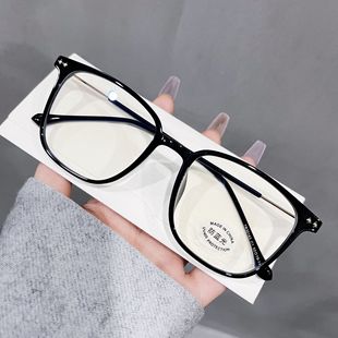 ���p��ҕ���R��Ů�W�Ͽ���Ȕ��RƬ��AĘ�n�����ɫ�۾��R�ܳ�