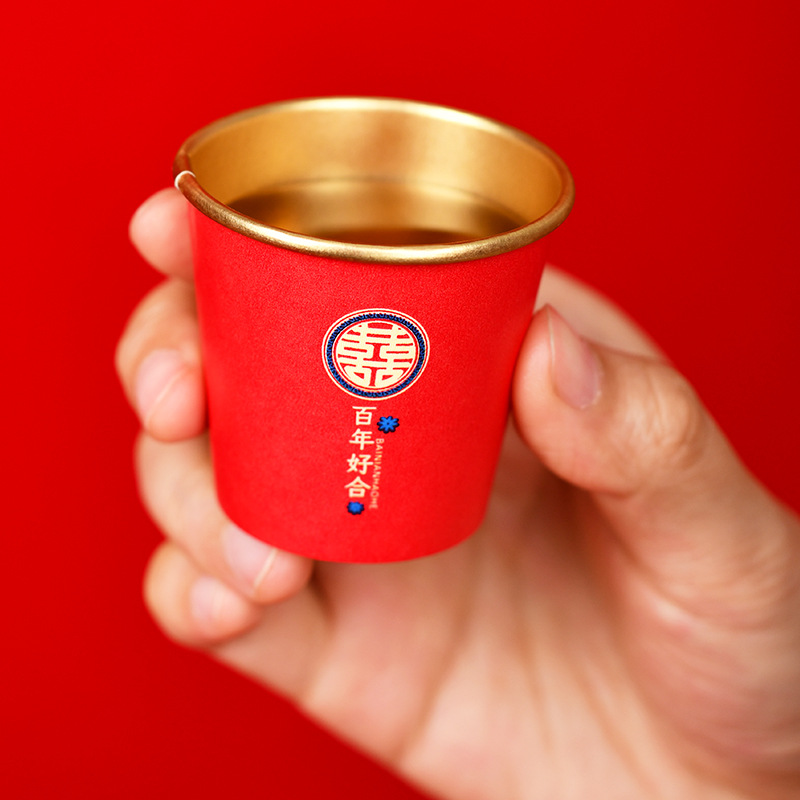 Productos de boda 50ml mini taza de boda de lámina de oro engrosado envasado de taza de papel para el hogar rojo grande
