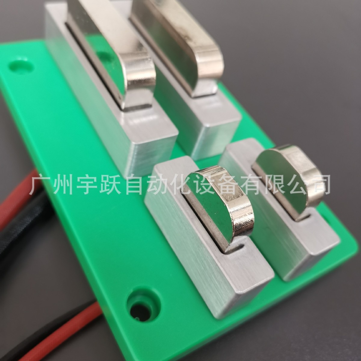 AGV充电刷块 AGV充电刷板 AGV充电刷 AGV充电接触板AGV碳刷充电板