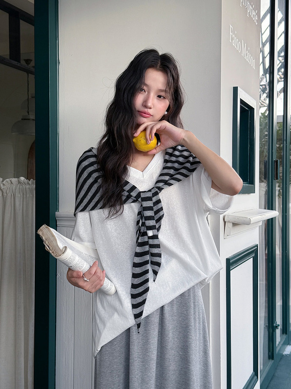 【ロンドンモーニングレッスン】Geming韓国通勤Tシャツ+Aラインスカート+ストライプショール3点セット N393C|undefined