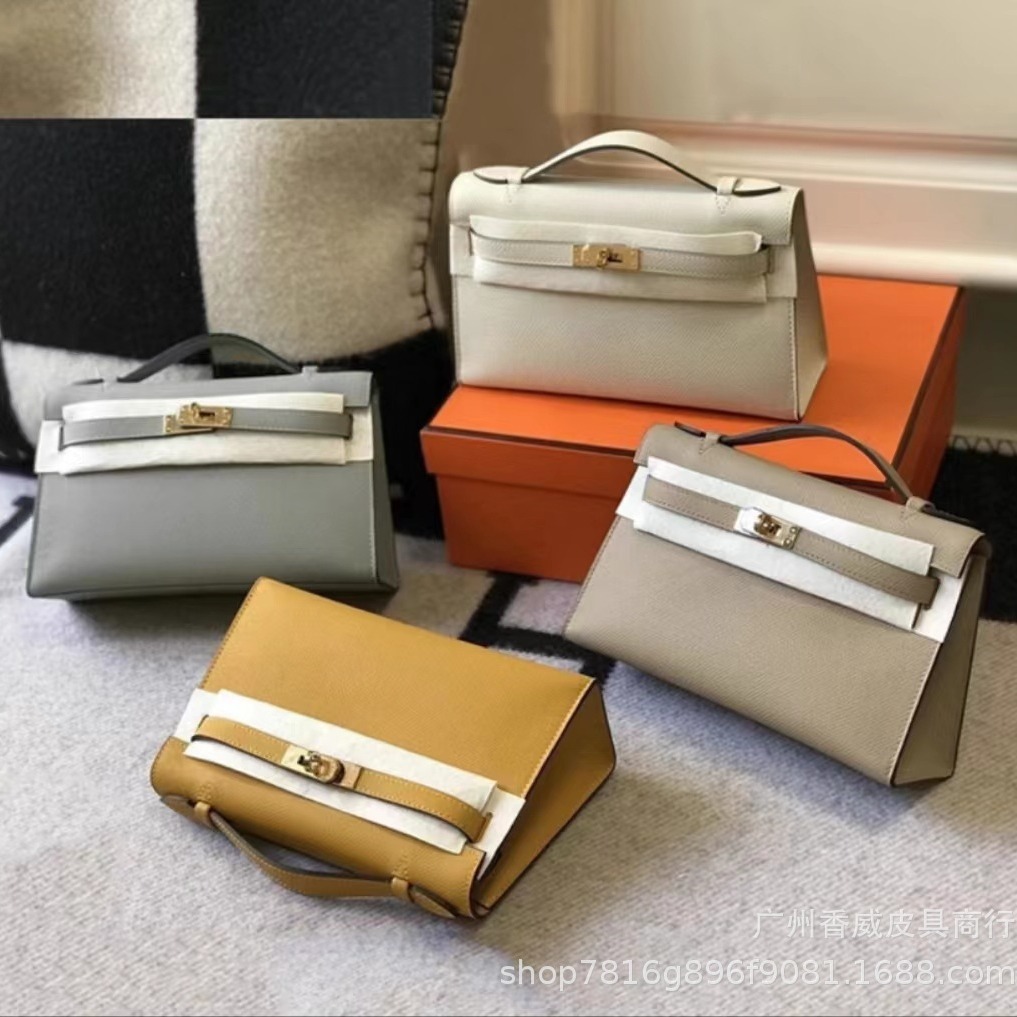Handheld leather fashionable one-shoulder bag