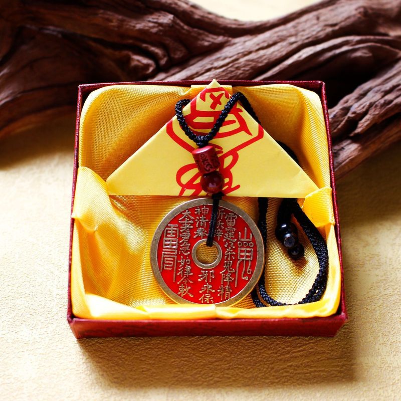【龍虎山出荷】山鬼は本物のペンダントを使います。|undefined