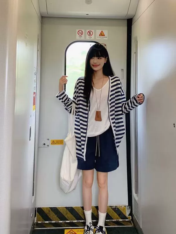Retro long-sleeve, summer thin jacket, V-neckline, sun protection, oversize