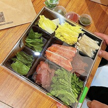 �Ōm��һ���Ի�����u����м��|����ʳ�Ŀ���9�ָ�˱P�uζ�ͺ�