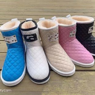 New Style Sheepskin One-piece Snow Boots Women's Flat Medium Warm Cotton Shoes Wool Casual Women's Shoes Winter Large Size
