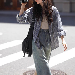 長袖の格子のシャツのコートの女性の春の新型のデザイン感を探しています。