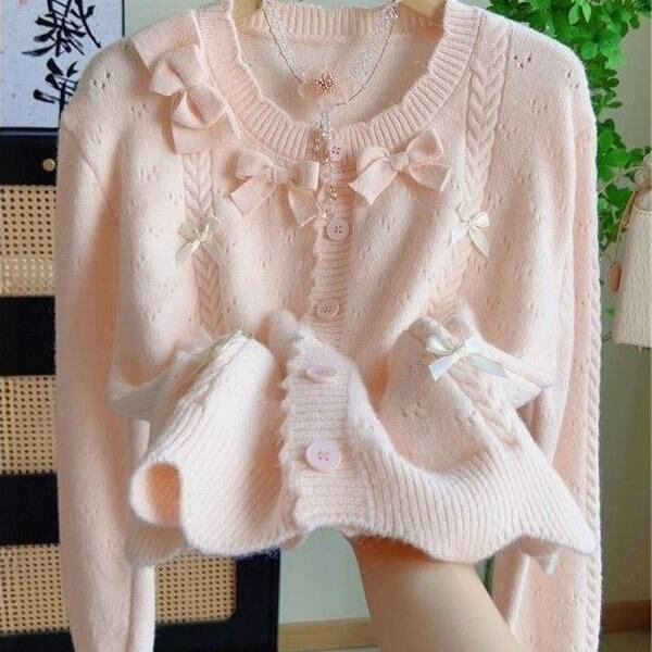 2026 New Spring, Autumn, and Winter Women's Knitted Cardigan Sweater Coat, College Style, Sweet, Thick, with Bow and Lace Trim 2026 New Spring, Autumn, and Winter Women's Knitted Cardigan Sweater Coat, College Style, Sweet, Thick, with Bow and Lace Trim