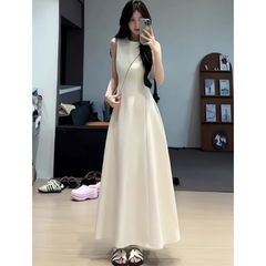 白い夏の美しい娘ヘボン風ノースリーブピンチウエストドレス女性の白い月光初恋ロング白いスカート