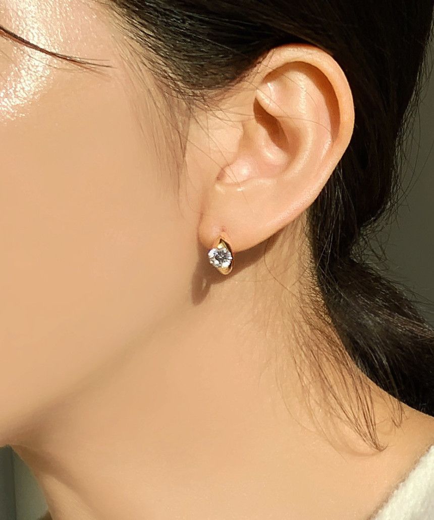 2g Weight 925 Sterling Silver Ear Needle Material 18K Gold Plated Plating Material Zircon Inlay Material Earrings Classification 1 Pair Quantity Daily Occasion 925 Sterling Silver Material Oval Pattern All Seasons Season Women's Gender Inlay Design Simple Style Style 1 Pair 18K Gold Plated 925 Sterling Silver Zircon 925 Sterling Silver Earrings Oval Earrings 4