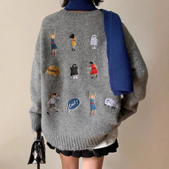 アメリカのデザイン感刺繍の柔らかいモチモチのセーターの女性の秋冬のゆったりしている外は怠惰な風の洋風の減齢のニットの上着を着ます。