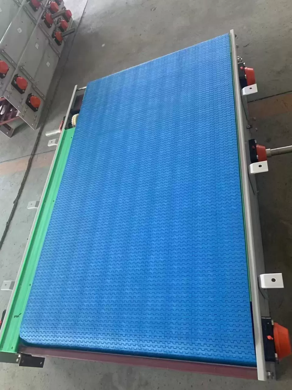 厂家供应铝型材网带输送机  各种材质的输送机 非标尺寸输送线