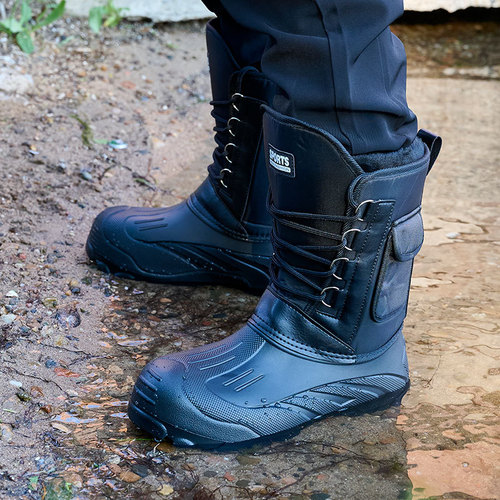 Cotton-lined warm snow boots for men, winter steel spike anti-slip, thick waterproof fishing shoes