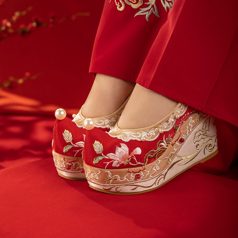 Демисезонные удобные Hanfu, красные свадебные туфли, обувь, с вышивкой