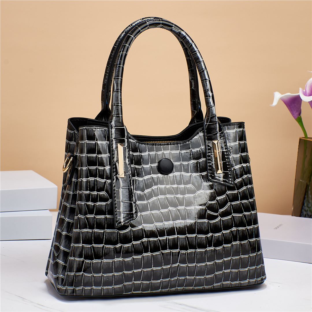 mmexport1663315773116