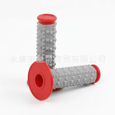 Off-Road Motorcycle Modification Parts Handlebar Grips Large Particle Anti-Slip Handlebar Grips Bosuer M5 Cheetah Extreme Thief (Motorcycle Handle Cover) - red
