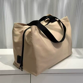 女士单肩包;女士斜挎包;女士手提包