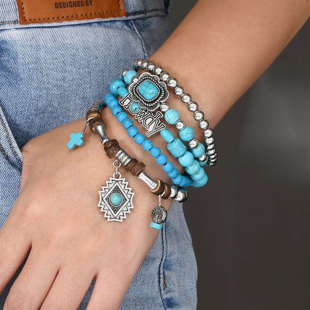 Bracelets superposés minimalistes empilables bijoux légers_voghion.com
