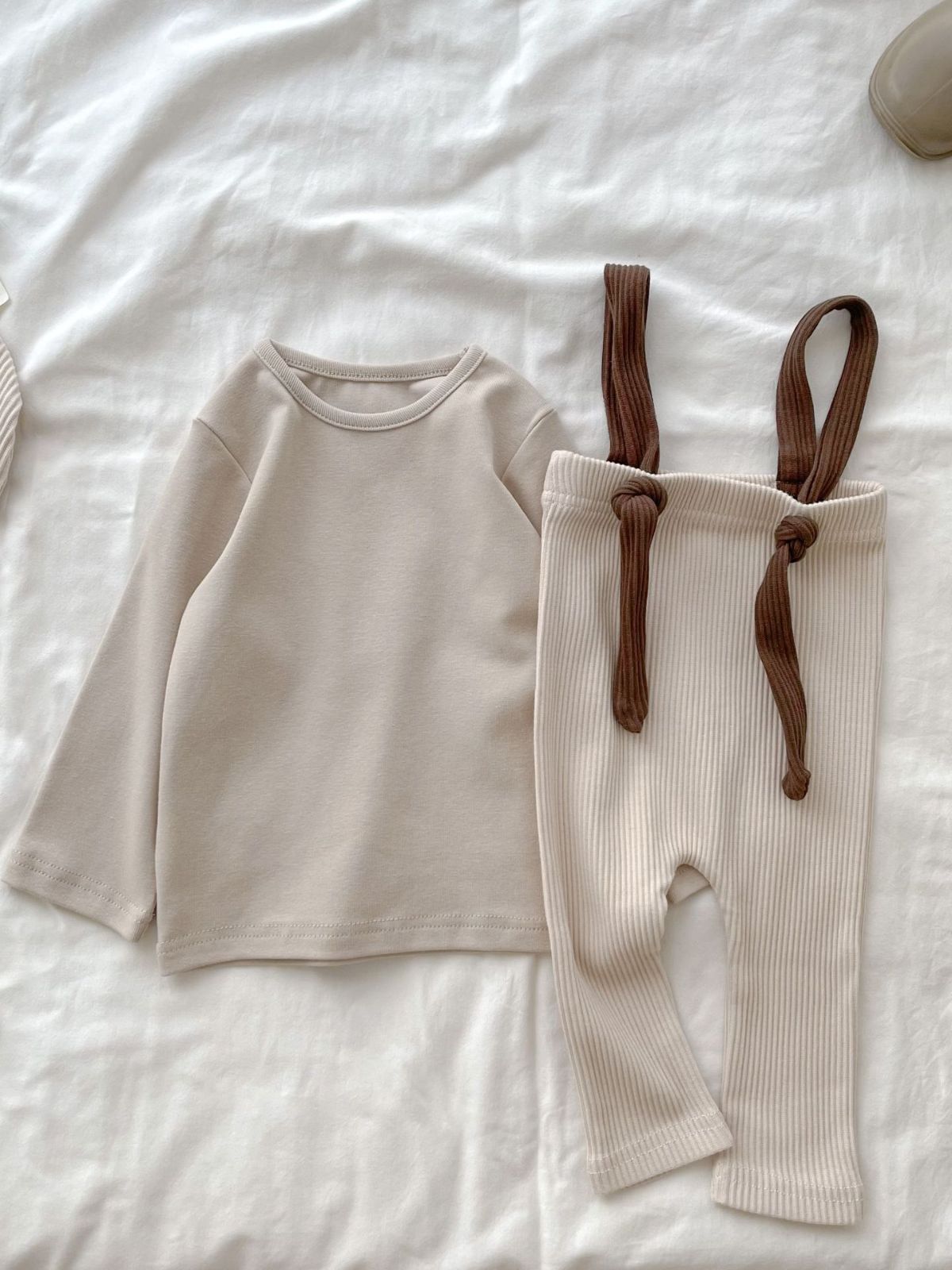Camiseta de Manga Larga para Niños, Estilo Primavera 26, Camiseta de Cuello Redondo para Niños, Estilo Ins, Camiseta Base Gruesa para Primavera y Otoño