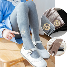 2024春秋新款女童踩脚连裤袜徽章纯色净版儿童打底袜裤细条纹袜裤