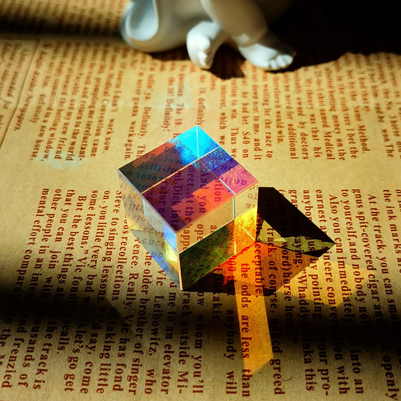 Sol receptor cristal de color combinado prisma cubo Sun catcher sol receptor de vidrio óptico suministro directo transfronterizo