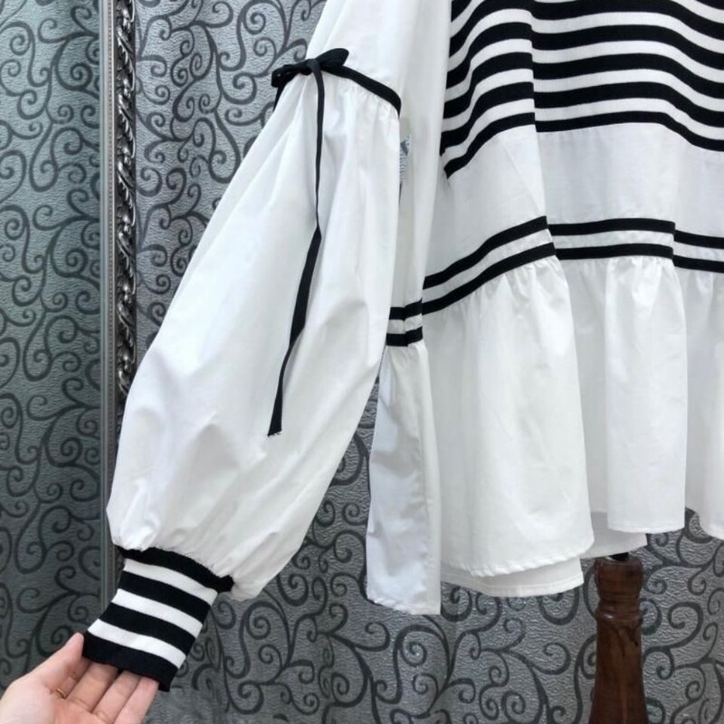 Striped top with tie, long sleeves, paired with a loose-fitting shirt, 2025 spring/autumn new stylish and youthful shirt with patchwork design Striped top with tie, long sleeves, paired with a loose-fitting shirt, 2025 spring/autumn new stylish and youthful shirt with patchwork design