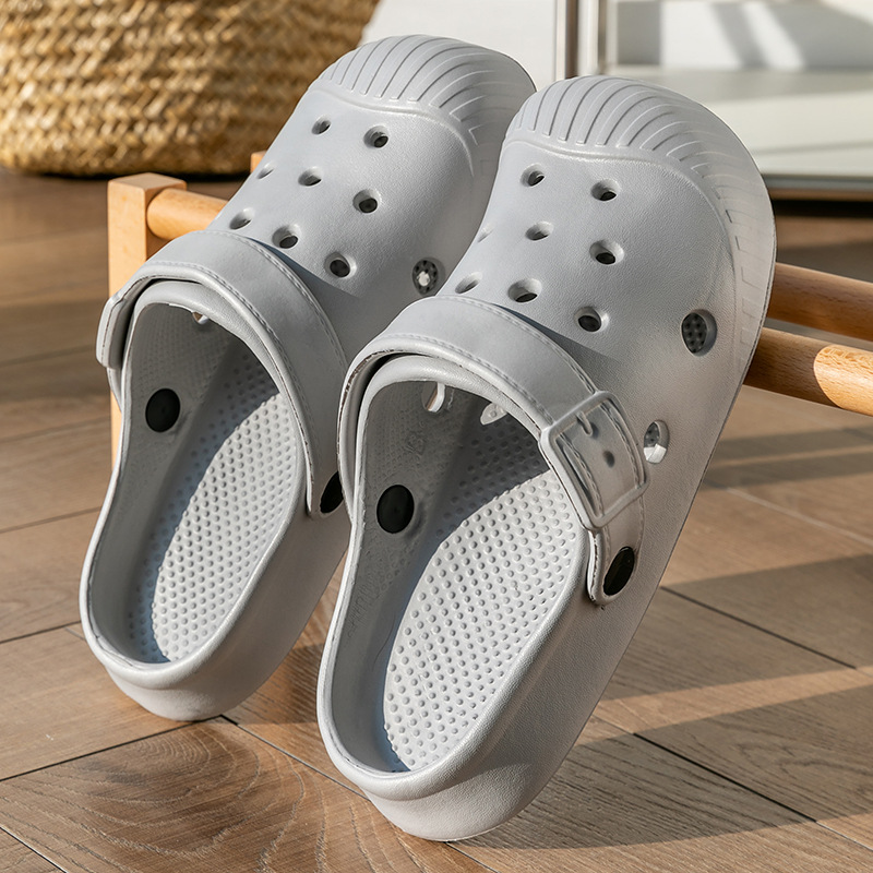 Zapatos de verano para mujeres pareja de arena antideslizante fondo grueso antiodor fugas zapatillas frías para hombres pisando mierda