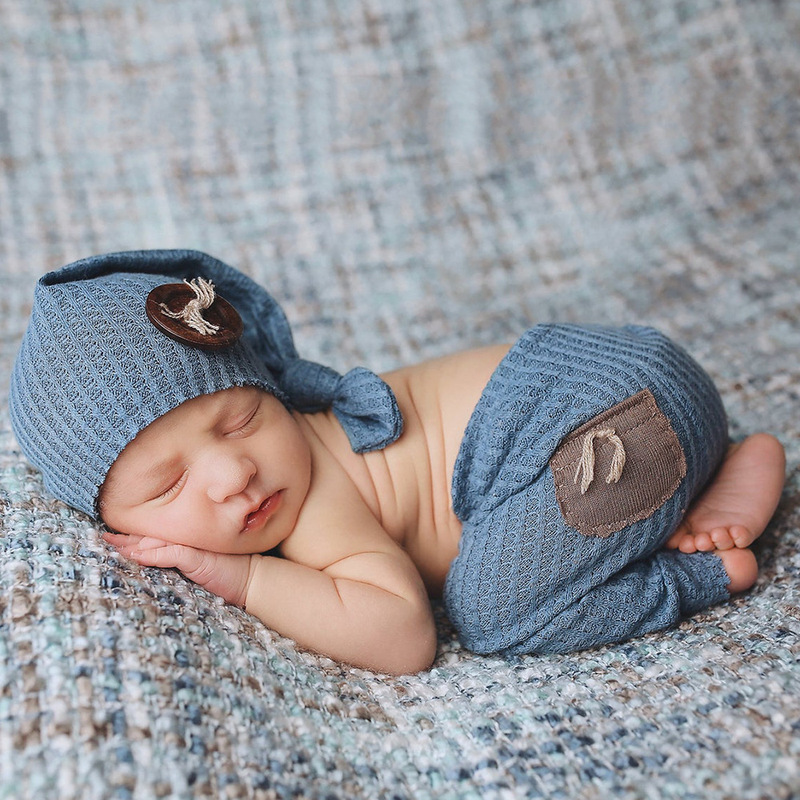 Newborn Photography Pants Long Tail Cap Two-piece suit Baby Knitted Pants with Wooden Button Knot Cap Photography suit