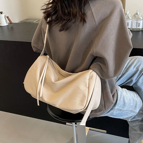 Sports Yoga Fitness Bag for Women, Swimming Training Travel Bag, Large Capacity Storage Crossbody Bag, Short Trip Luggage Backpack for Men