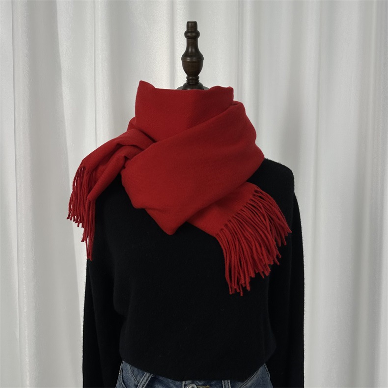 2023 nouveau monochrome pour femme, style décontracté japonais coréen, écharpe chaude, châle à la mode, peau de mouton d'automne et d'hiver_voghion.com