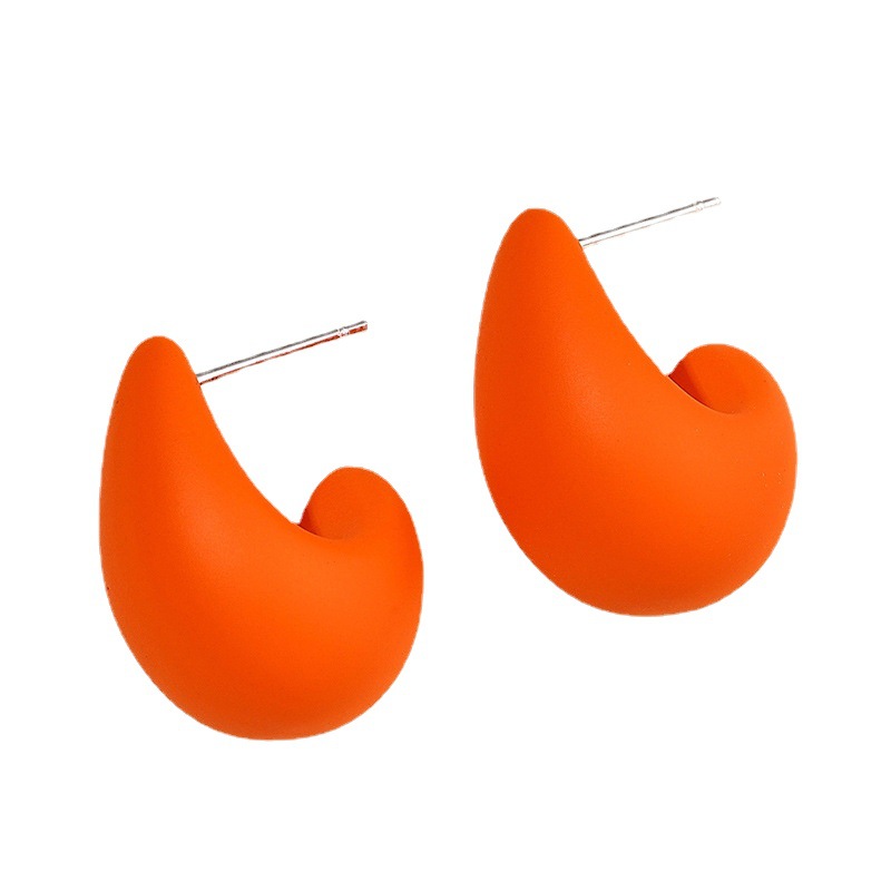 Oversized Sculptural Clear Acrylic Clip-on Earrings Modern Design_voghion.com