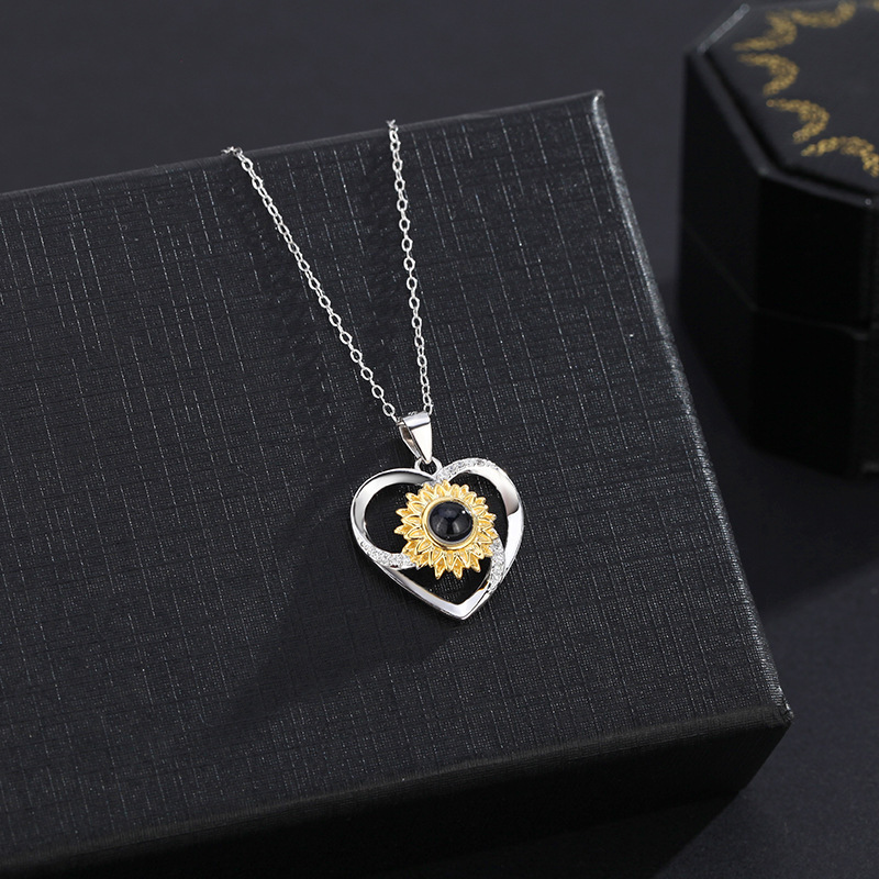 Amazon popular sunflower heart-shaped projection necklace female 100 languages graduation photo customization color photo
