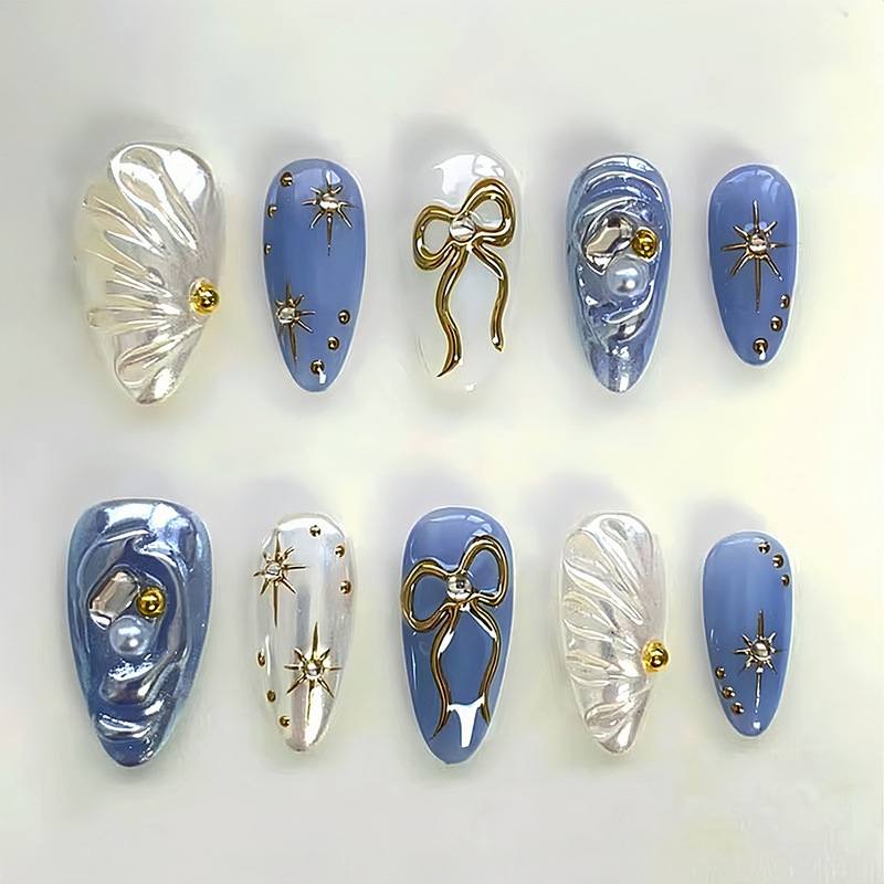 Wearable Nails with Natural Shell Mica Pieces, Silk Satin, and Sequins for a Luxurious and Elegant Lady's Manicure with a High-End Feel