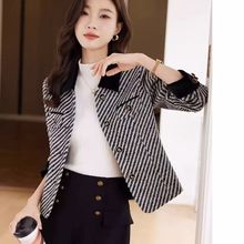 小香风外套女春秋新款小个子时尚气质短款休闲条纹毛呢上衣