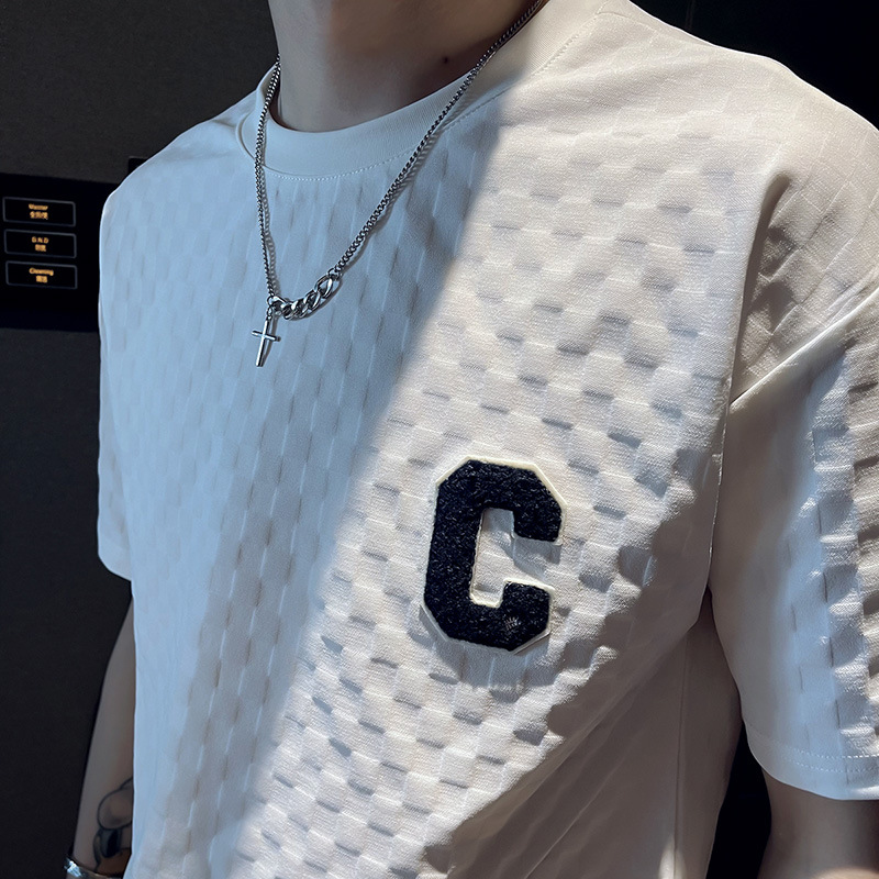 Maglietta estiva da uomo con base, vestibilità corta slim, mezza manica in maglia a quadretti, lettera Instagram del marchio di tendenza, maglietta girocollo_voghion.com