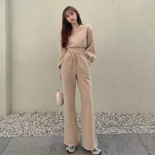 加绒V领炸街短款卫衣+高腰显瘦阔腿长裤运动时尚套装女拖地长裤潮