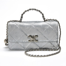 �߼��к����YҸ�r�а���Ů2024���s���朗lС�����������μ��