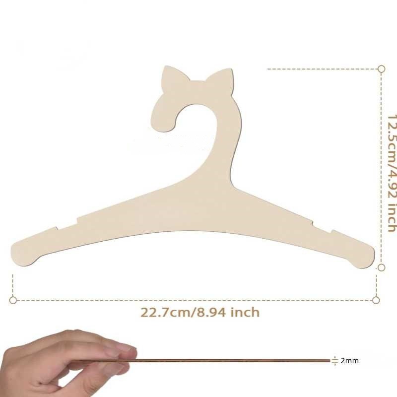 Colgador de ropa infantil de madera con diseño de oso de Amazon Tiktok, decoración colgante para el armario del cuarto infantil. image 10