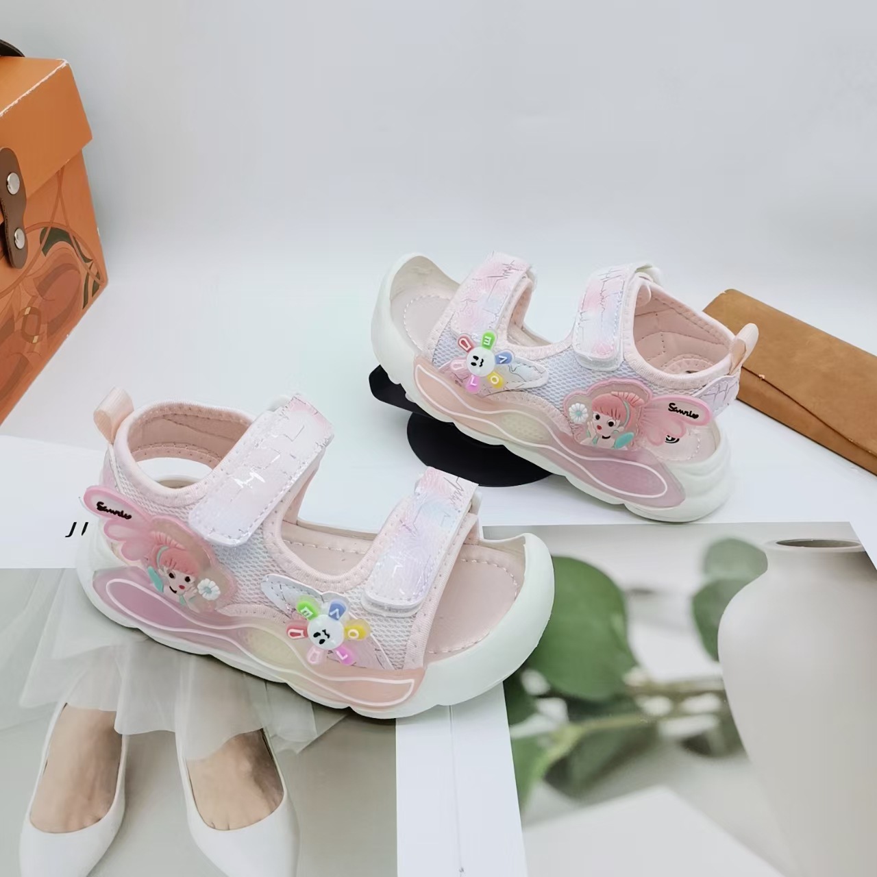 27-31 Tamaño de sandalias para niñas, zapatos de playa para niños, zapatos de verano nuevos zapatos para niñas, zapatos de princesa