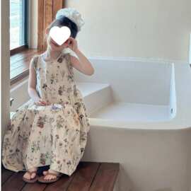 女童夏季无袖连衣裙2026新款洋气度假碎花长裙女孩背心沙滩连衣裙