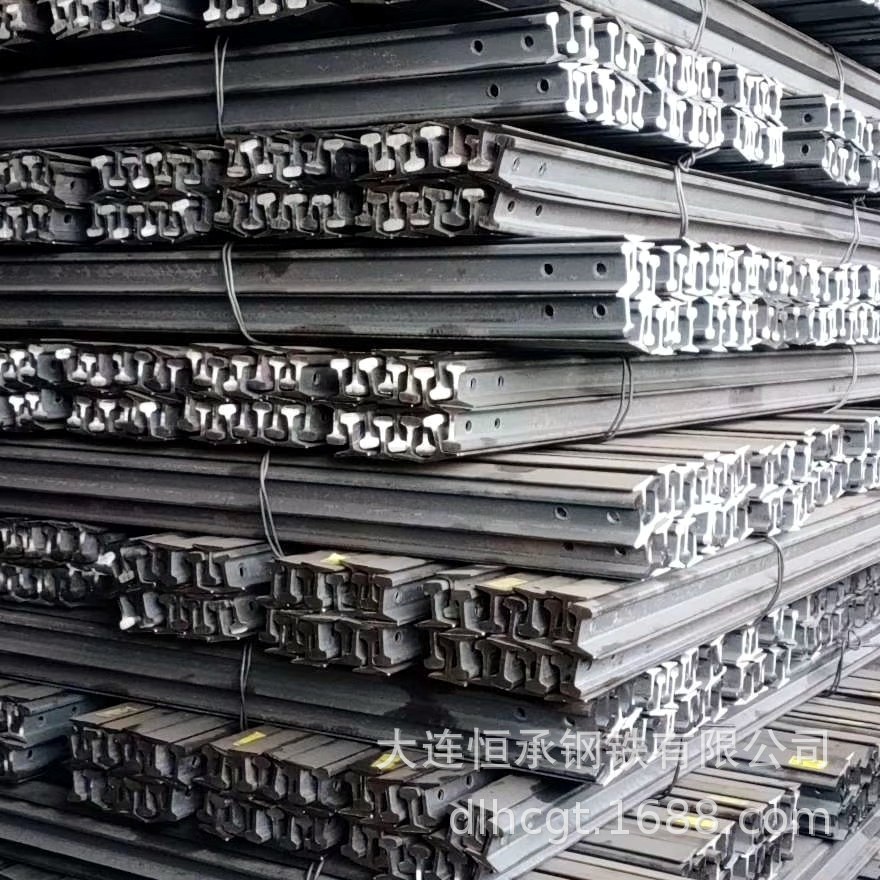 厂家销售 鞍钢热轧优24kg轻轨15kg轨道钢18kg道轨30kg钢轨批发优
