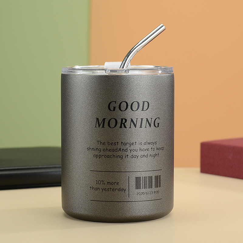 Taza de café de acero inoxidable Taza de café con leche americana Taza de vacío de paja de mantenimiento en frío Taza de agua portátil de café portátil estadounidense de hielo