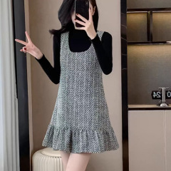 小香风背带连衣裙套装女秋冬新款高级感小个子背心裙打底衫两件套