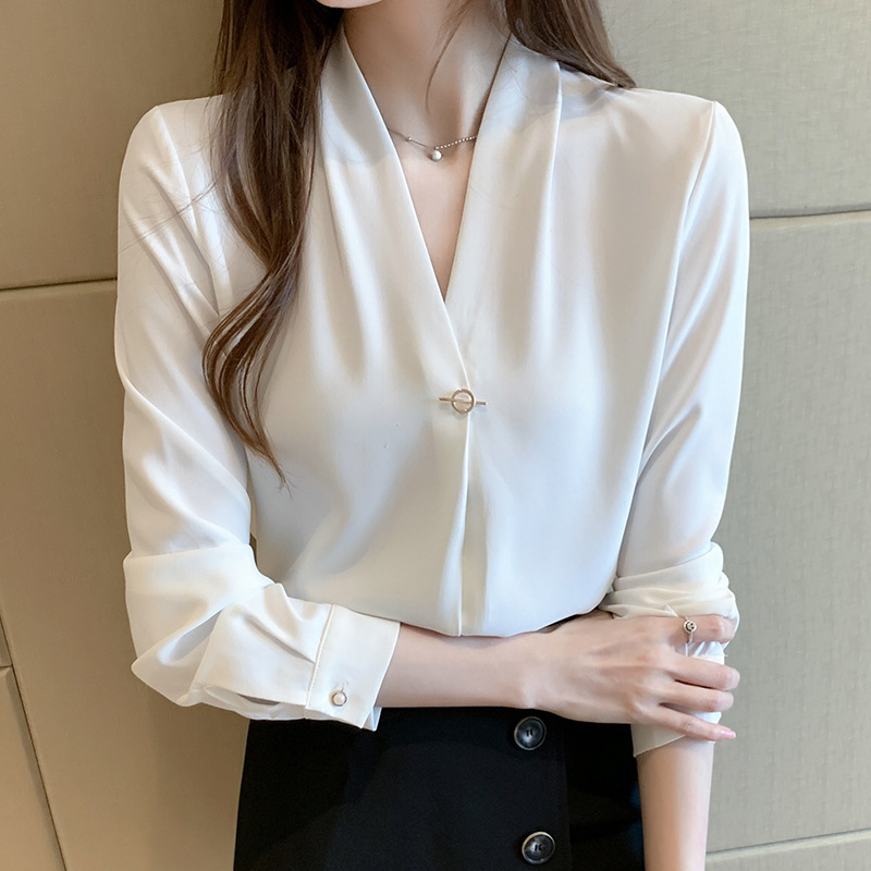 2025 Spring New Korean Style V Neck Long-Sleeved White Shirt Women's Simple Versatile Work Clothes Professional Shirt Top