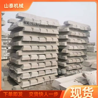 水泥轨枕铁路轨道铺设 水泥轨枕钢筋混凝土预制工艺 水泥轨枕