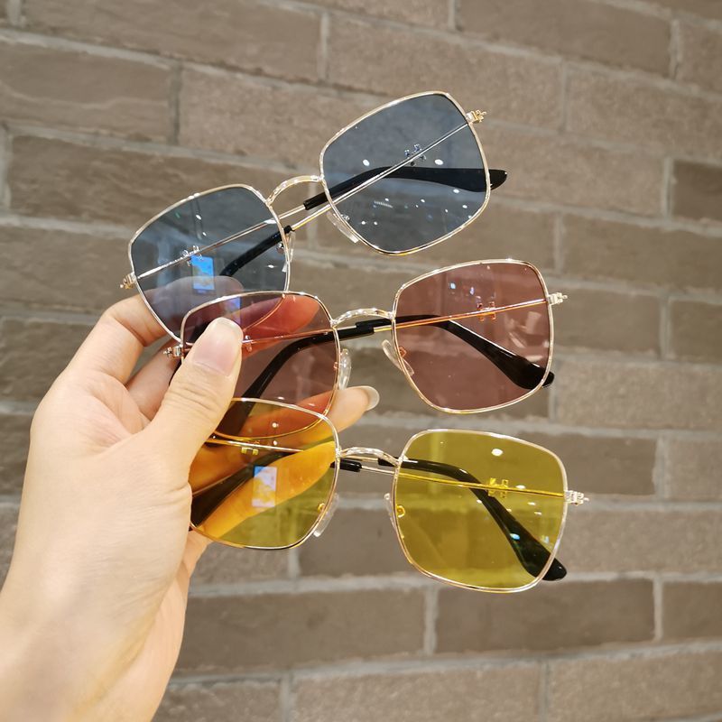 children Sunglasses men and women personality Catwalk square fashion photograph Sunglasses baby sunshade ultraviolet-proof glasses