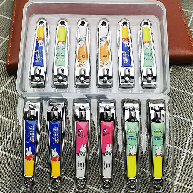 Large nail clippers 618Q nail clippers boutique cartoon rabbit glue nail clippers 2 yuan shop ear spoon nail clippers