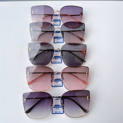 New Korean style fashion women's sunglasses, polarized sunglasses, essential sun colors for travel and outdoor activities